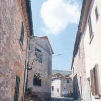 Ingresso al paese